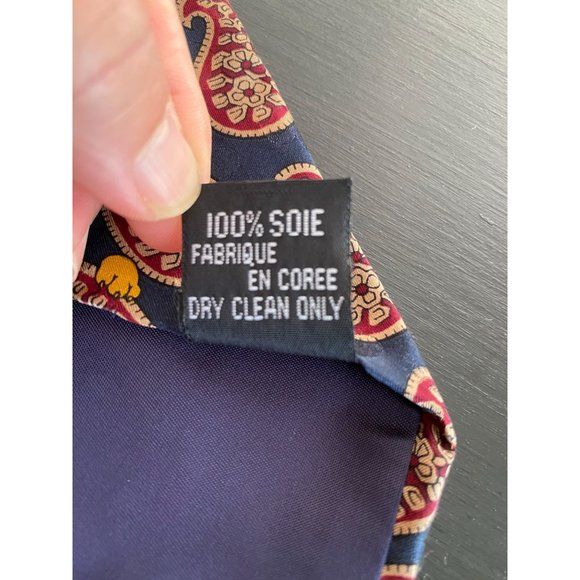 MICKEY MOUSE TIE - Donald Duck - Goofy - Pluto - Paisley - Vintage 59" x 3 1/2" - Picture 6 of 6